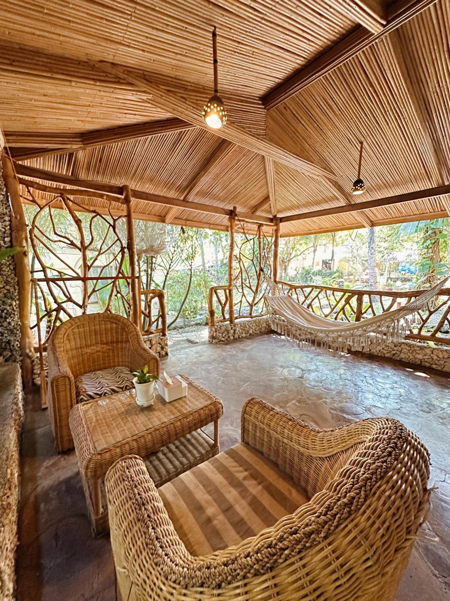 Tahanan Resort Сан Хуан Екстериор снимка